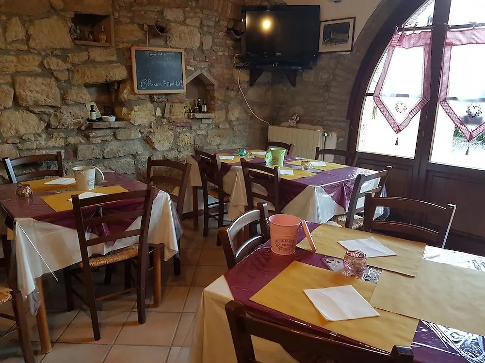 רוזיניאנו מריטימו Il Giogo Agriturismo בית חווה