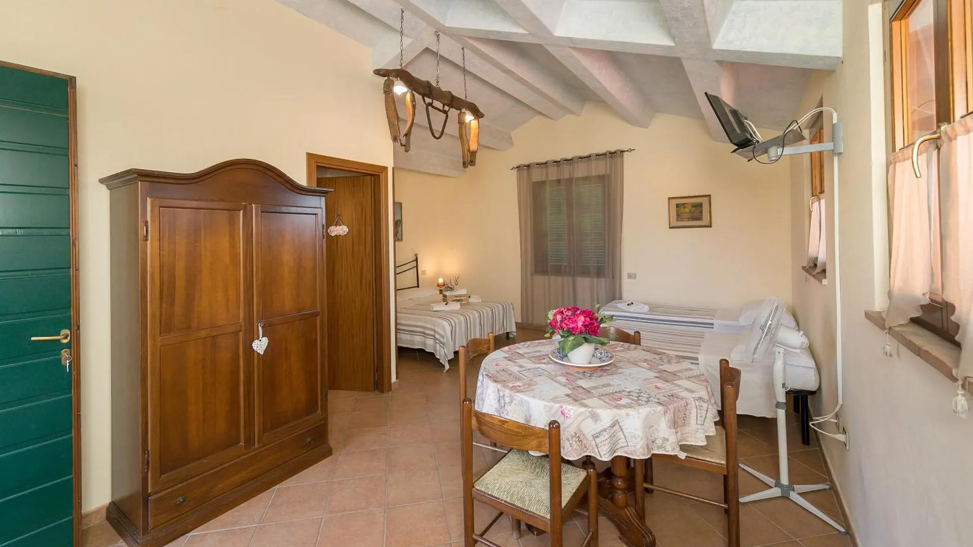 Il Giogo Agriturismo Rosignano Marittimo Farm stay